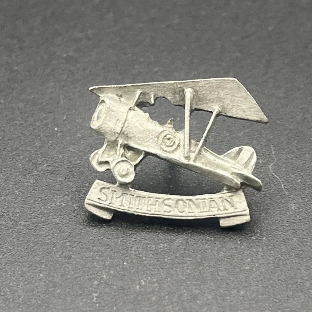 Smithsonian Museum Pewter Airplane Bi-Plane‎ Lapel Hat Pin